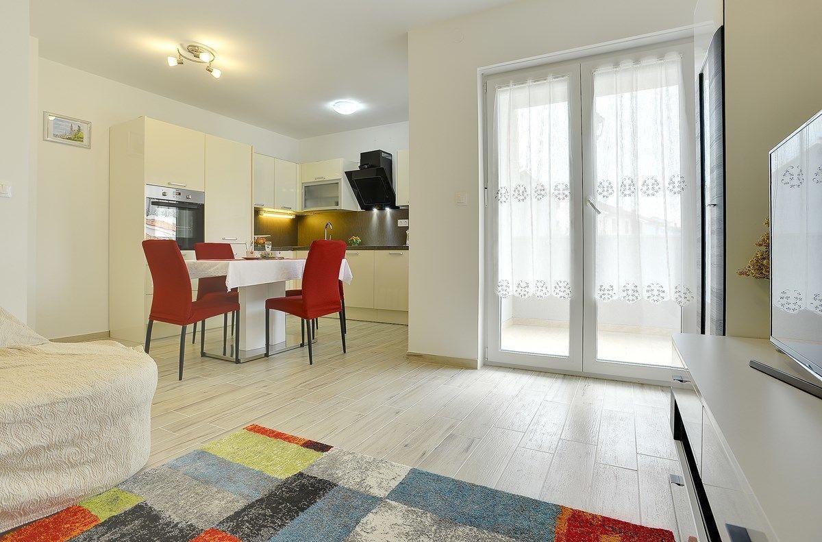 Apartments Elviana Pula Luaran gambar