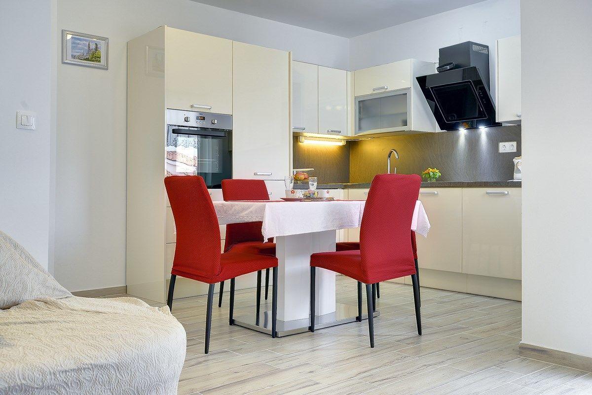 Apartments Elviana Pula Luaran gambar