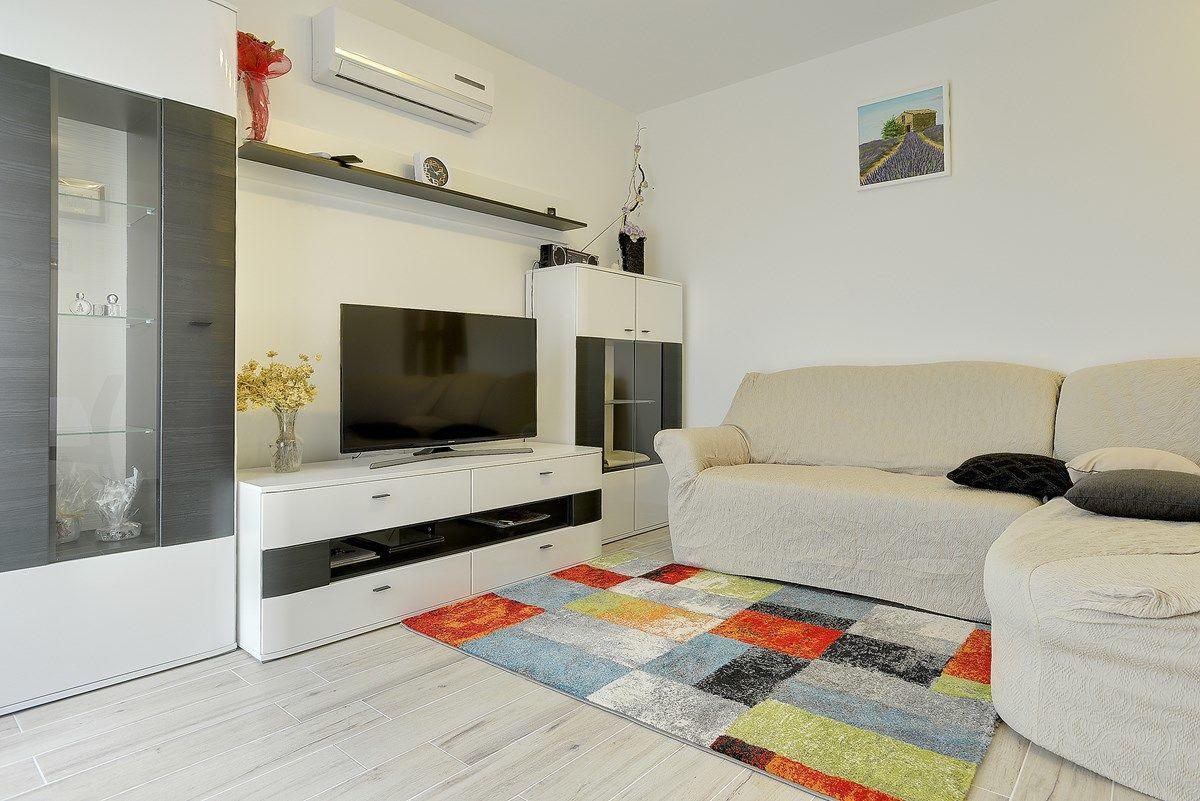 Apartments Elviana Pula Luaran gambar